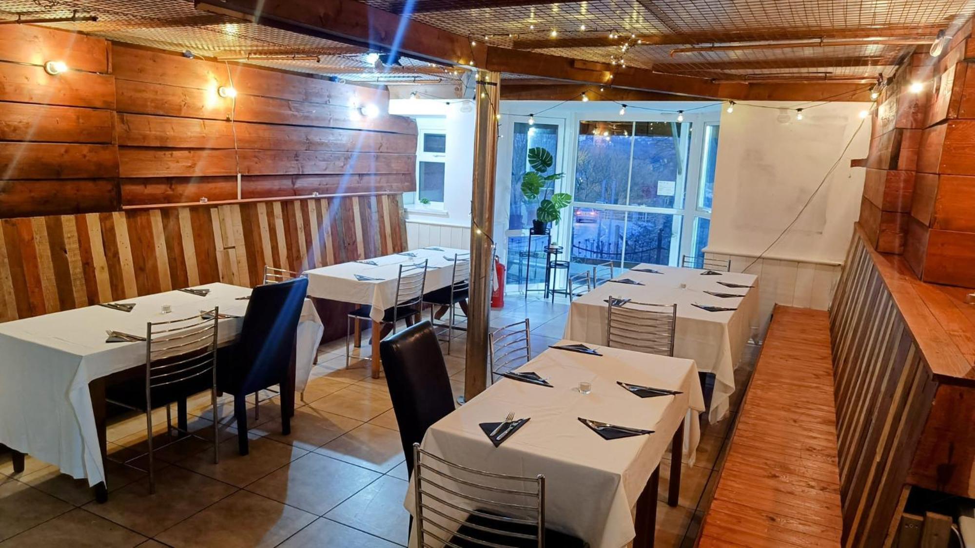 Rose And Crown Hotel & Hope And Anchor Bar Goodwick Esterno foto